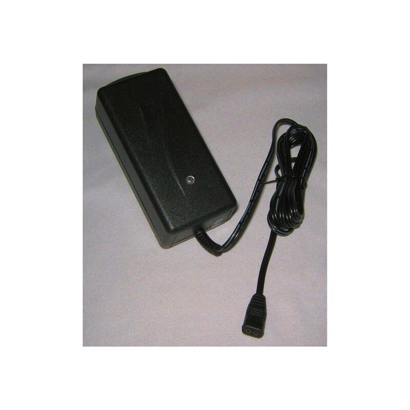 mascot - 2240LI-3 - Li-Ion Ladegerät für 3S Pack - 12,6 Volt 1,2A - 2 Pin IEC 320